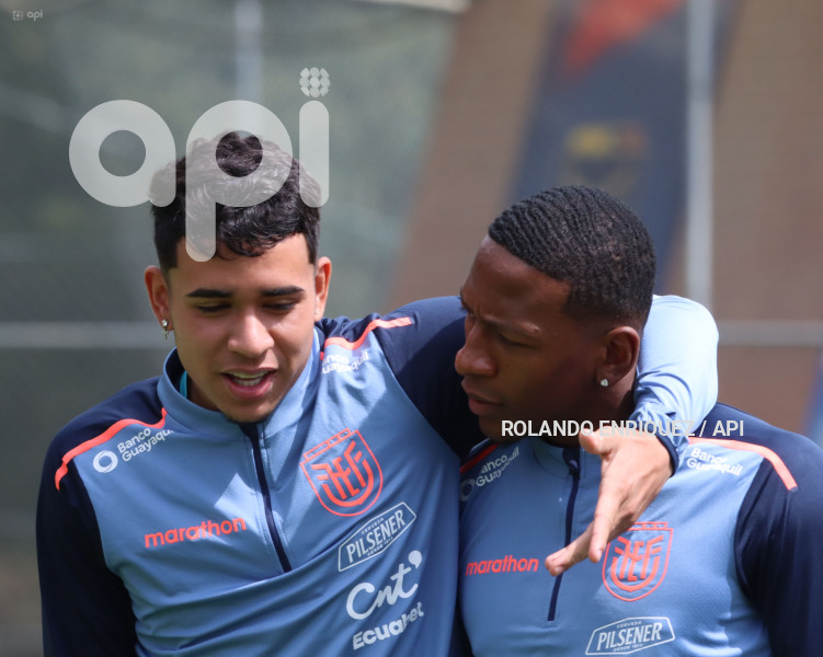 ENTRENAMIENTO-SELECCION-ECUATORIANA