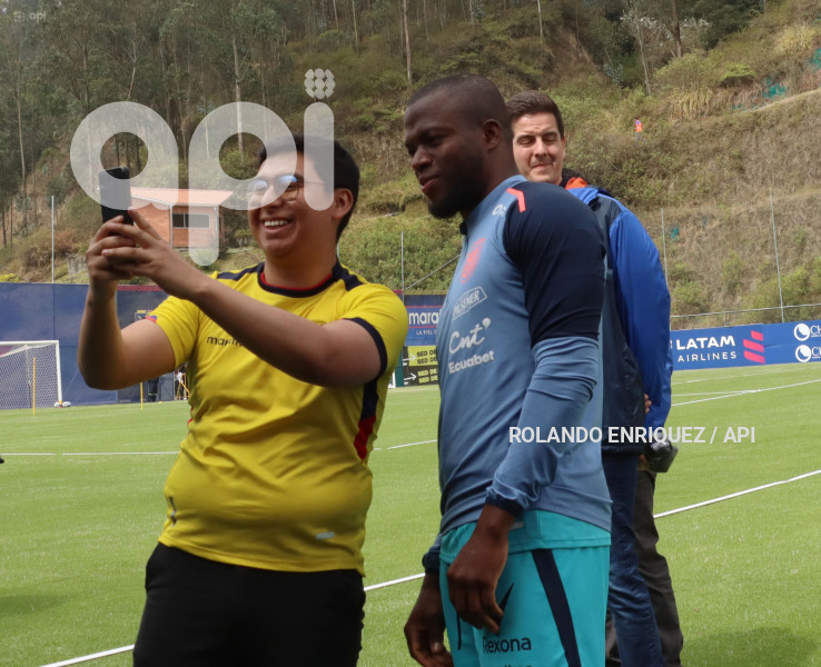 ENTRENAMIENTO-SELECCION-ECUATORIANA