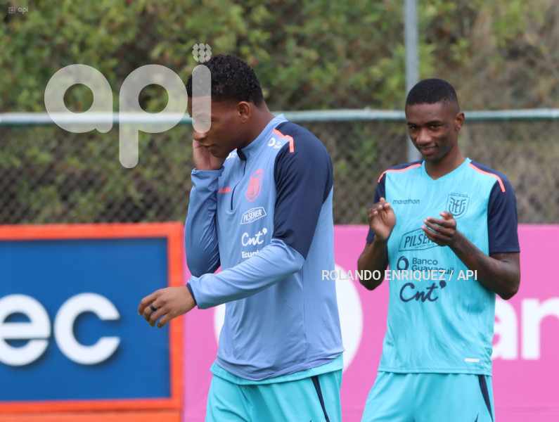ENTRENAMIENTO-SELECCION-ECUATORIANA