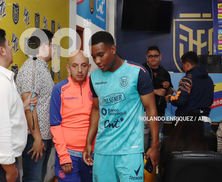 ENTRENAMIENTO-SELECCION-ECUATORIANA