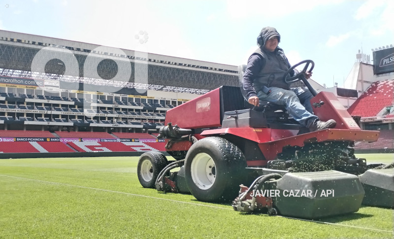PREPARATIVOS-ESTADIO-RODRIGO-PAZ