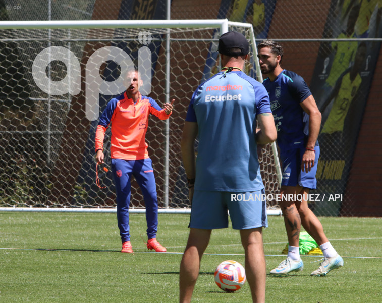 ENTRENAMIENTO-SELECCION-BECCACECE
