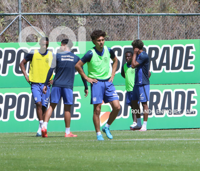 ENTRENAMIENTO-SELECCION-BECCACECE