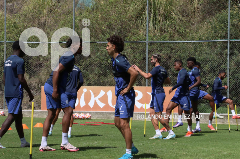 ENTRENAMIENTO-SELECCION-BECCACECE