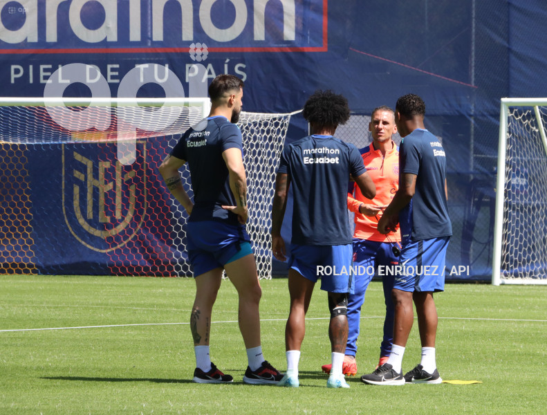 ENTRENAMIENTO-SELECCION-BECCACECE