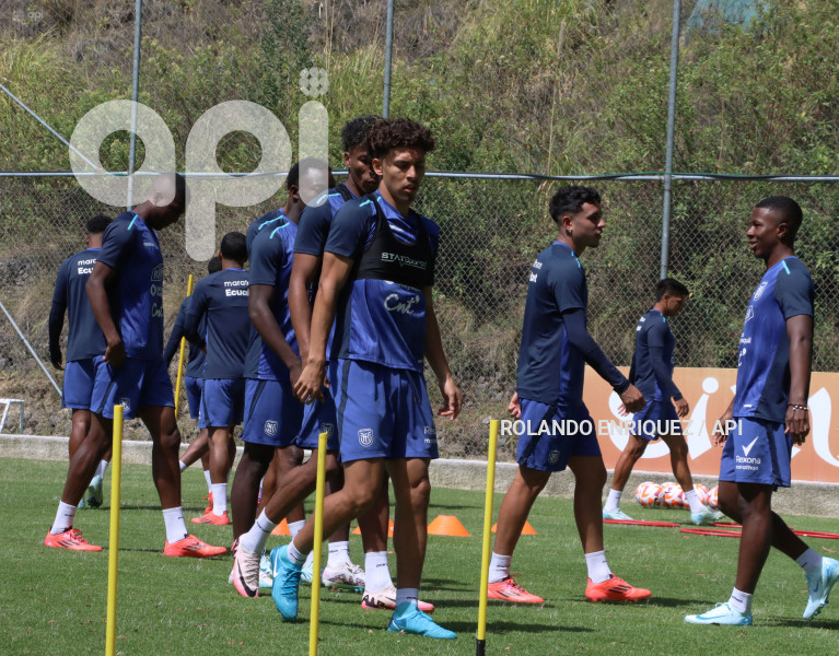 ENTRENAMIENTO-SELECCION-BECCACECE