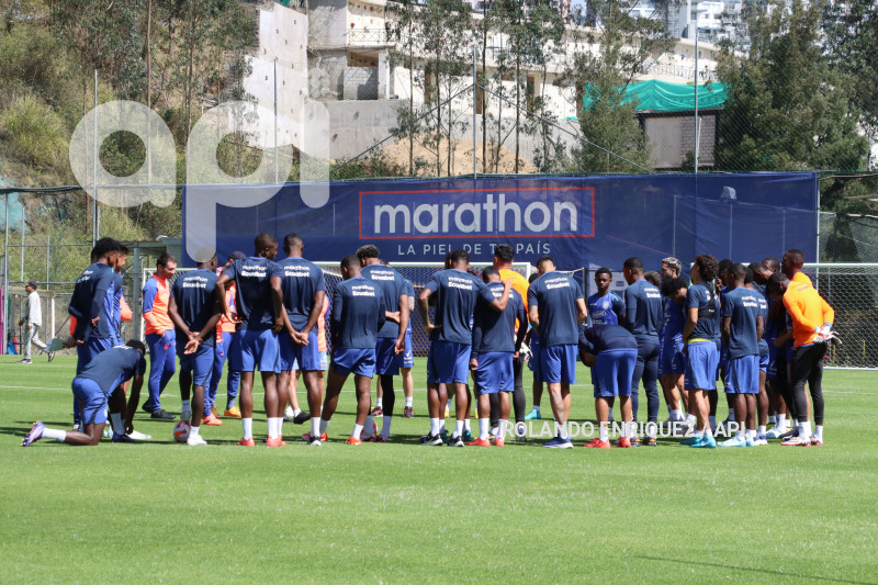 ENTRENAMIENTO-SELECCION-BECCACECE