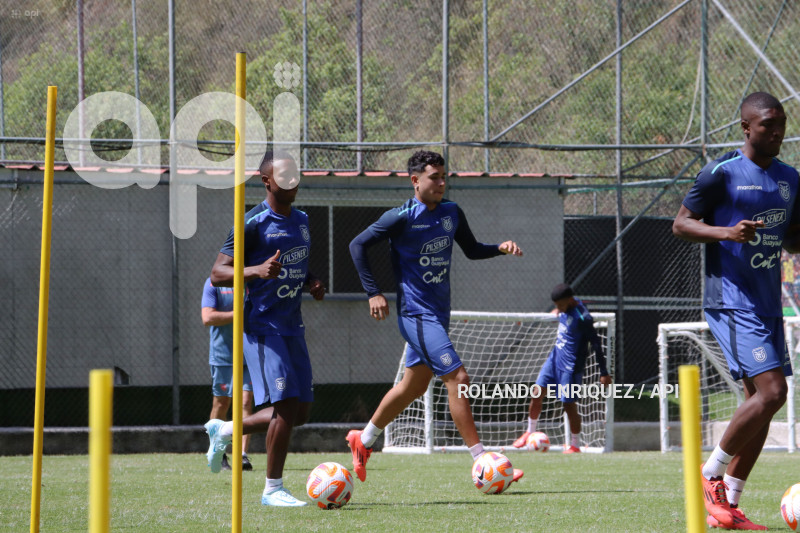 ENTRENAMIENTO-SELECCION-BECCACECE