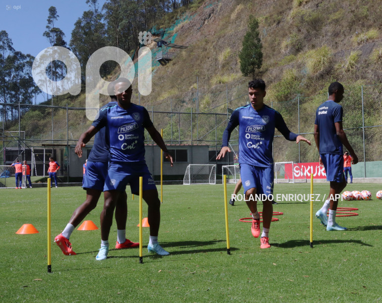 ENTRENAMIENTO-SELECCION-BECCACECE