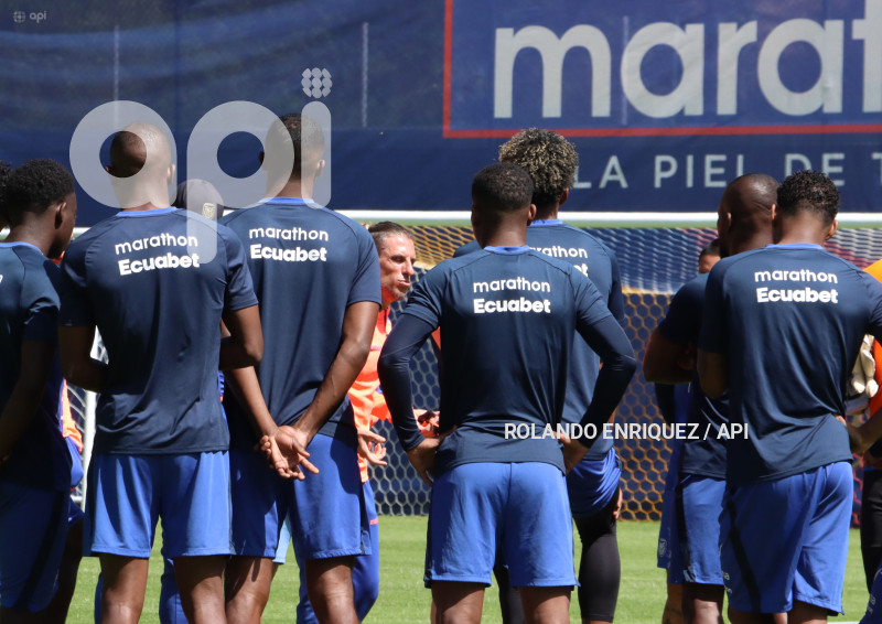 ENTRENAMIENTO-SELECCION-BECCACECE