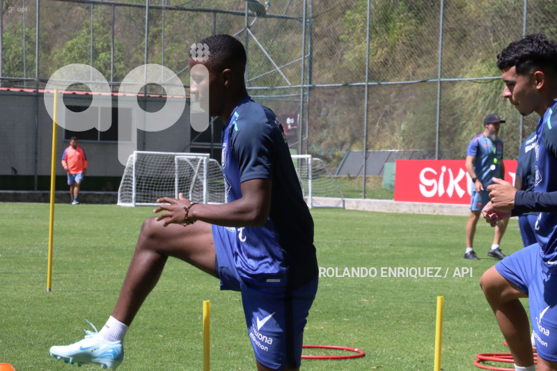 ENTRENAMIENTO-SELECCION-BECCACECE