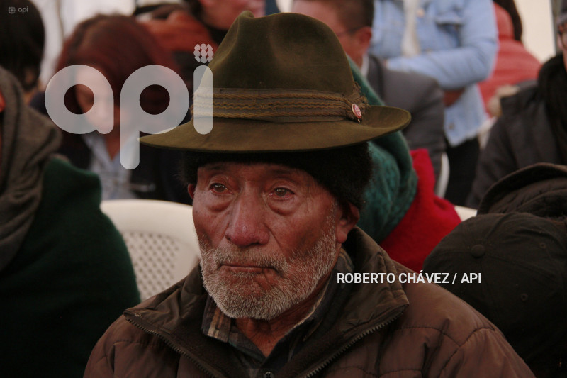 ENTIERRO-ULTIMO-HIELERO-CHIMBORAZO