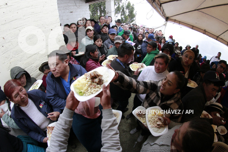 ENTIERRO-ULTIMO-HIELERO-CHIMBORAZO