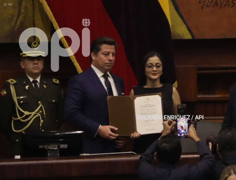 POSESION-SUPER-COMPANIAS