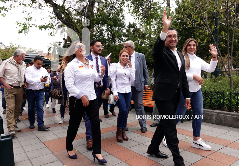 CUENCA-IVAN SAQUICELA-CANDIDATO A PRESIDENTE