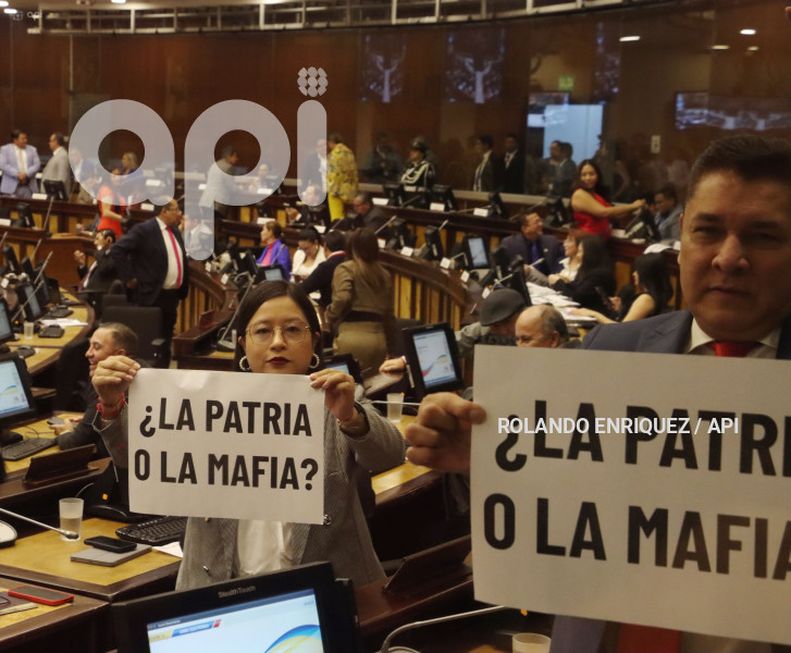 ASAMBLEA -JUICIO-POLITICO-PALENCIA