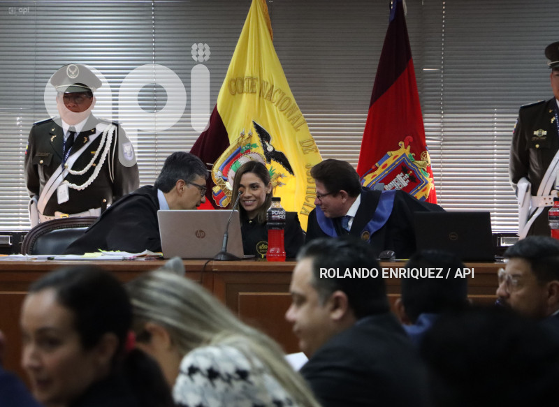 AUDIENCIA-JUZGAMIENTO-CASO-METASTASIS