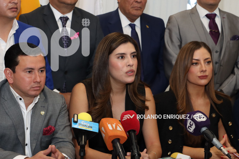 RUEDA-PRENSA-ADN