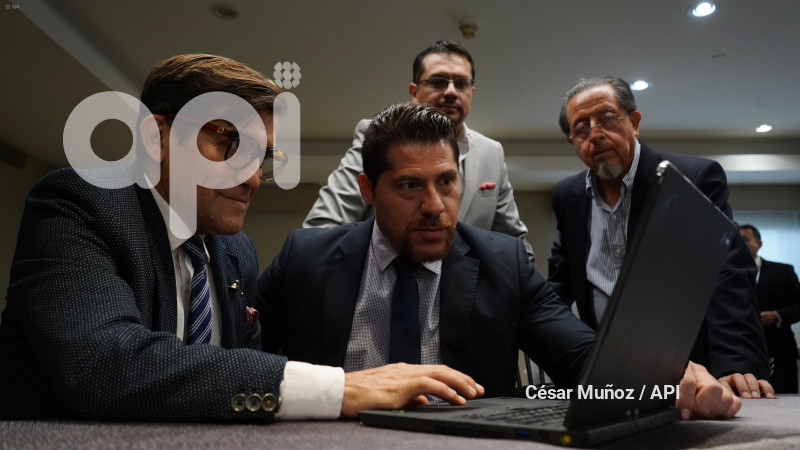 GYE-APOYO MINISTRA PALENCIA