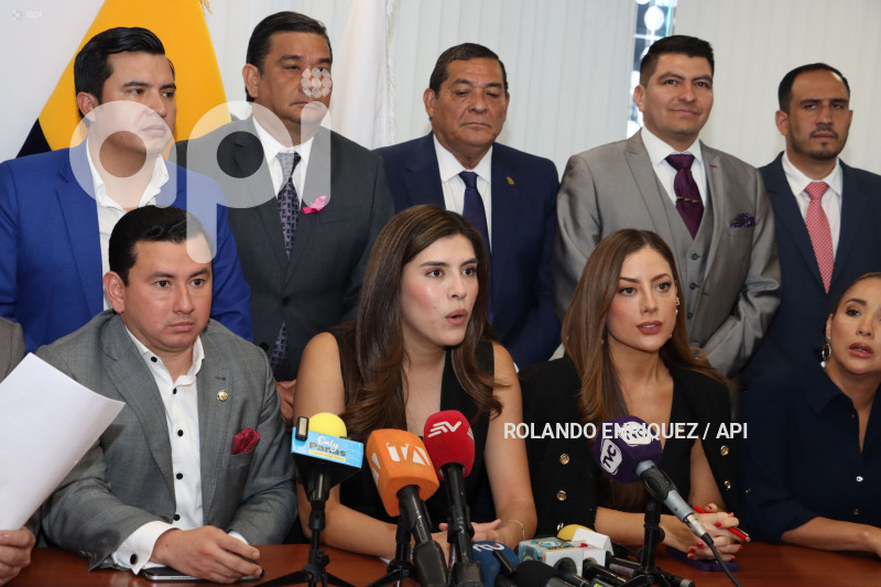 RUEDA-PRENSA-ADN