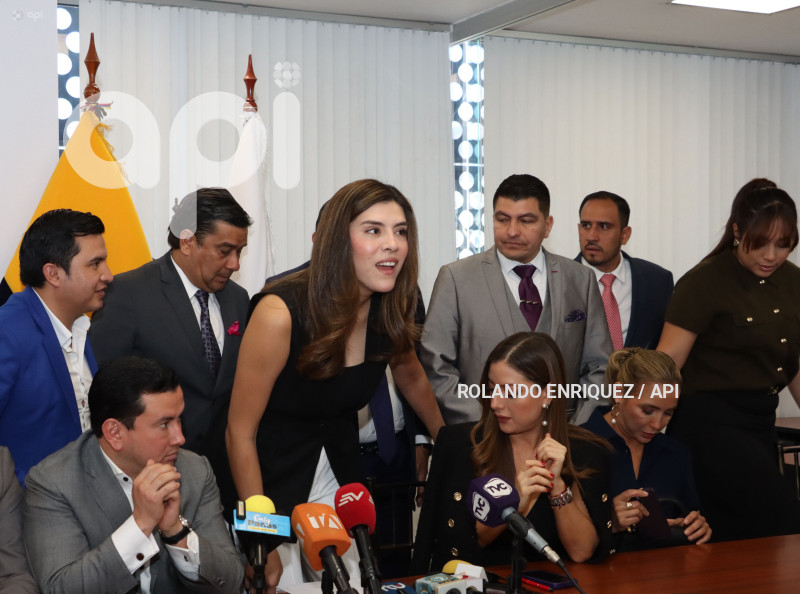RUEDA-PRENSA-ADN