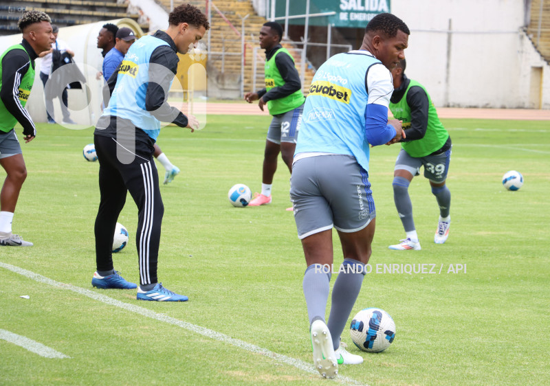 FBL-LIGAPRO-ECUABET-CATOLICA-EMELEC