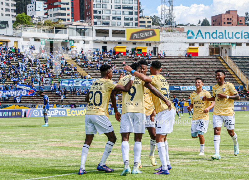 FBL-LIGAPRO-ECUABET-CATOLICA-EMELEC