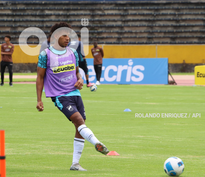 FBL-LIGAPRO-ECUABET-CATOLICA-EMELEC
