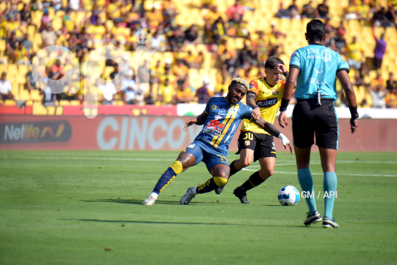 FBL-LIGAPRO-BARCELONA VS DELFIN