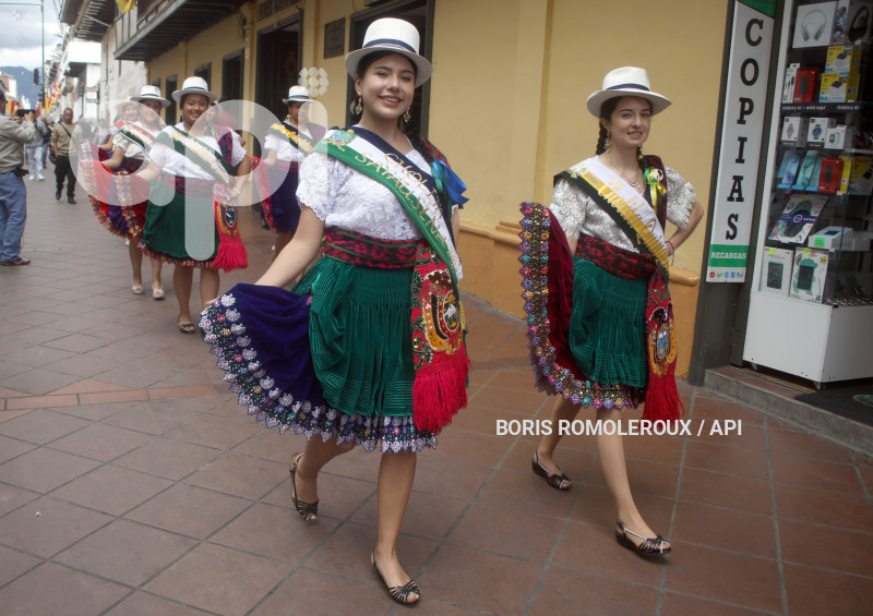 CUENCA-PRESENTACION CANDIDATAS-CHOLA CUENCANA