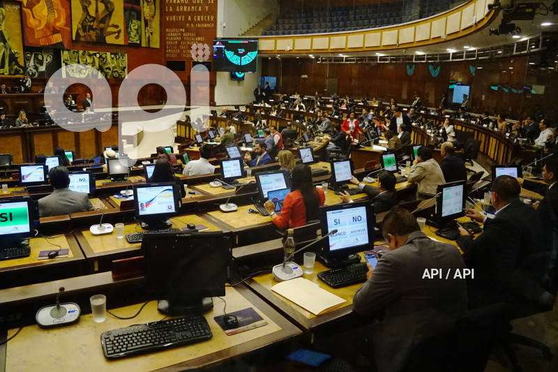 ASAMBLEA-COMISION-BASES-MILITARES
