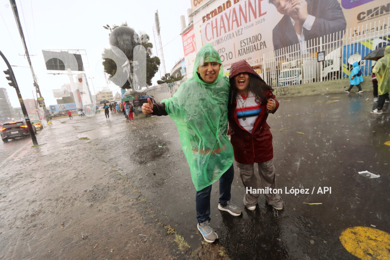 UIO-LLUVIAS-QUITO