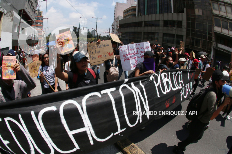 MARCHA-MOVIMIENTOS-SOCIALES
