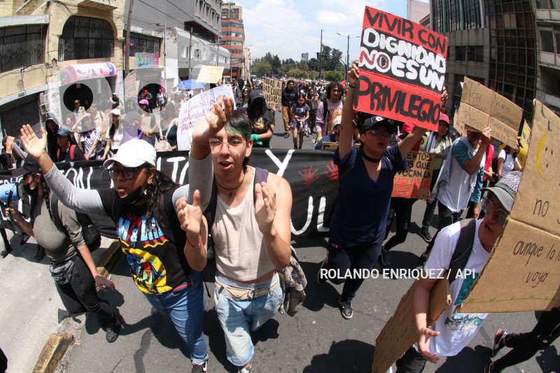 MARCHA-MOVIMIENTOS-SOCIALES