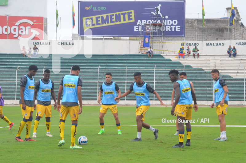 FBL-LIGAPRO-ORENSE-DELFIN