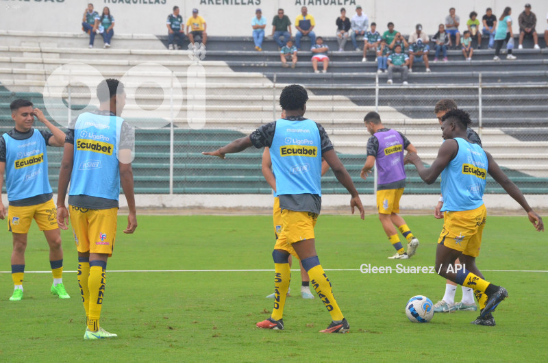 FBL-LIGAPRO-ORENSE-DELFIN