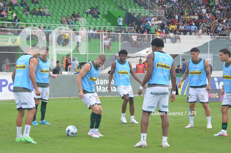 FBL-LIGAPRO-ORENSE-DELFIN