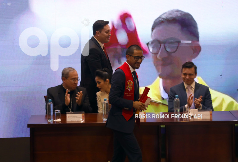 CUENCA-SESION-SOLEMNE-INDEPENDENCIA
