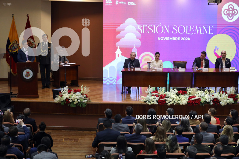 CUENCA-SESION-SOLEMNE-INDEPENDENCIA
