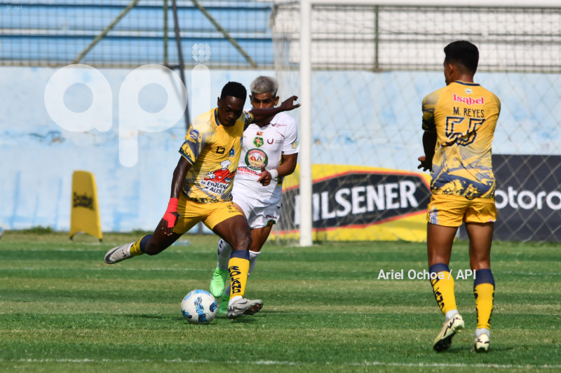 FBL-LIGAPRO-DELFIN-MUSHUC RUNA