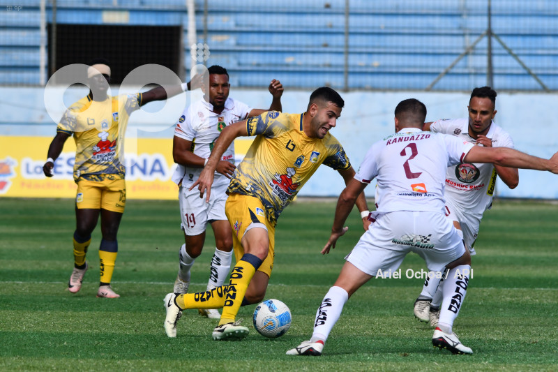 FBL-LIGAPRO-DELFIN-MUSHUC RUNA