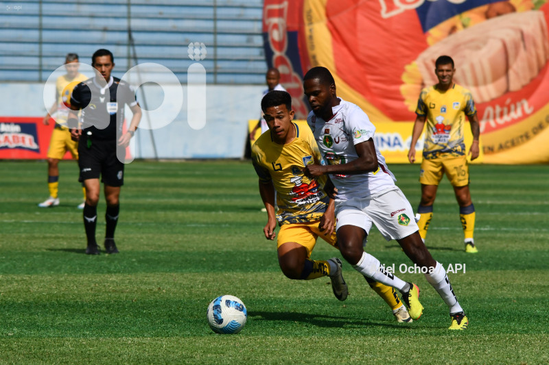 FBL-LIGAPRO-DELFIN-MUSHUC RUNA