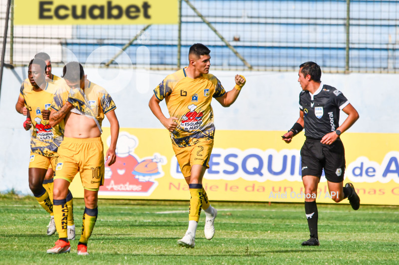 FBL-LIGAPRO-DELFIN-MUSHUC RUNA