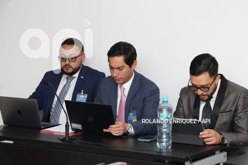 ABAD-NOBOA-Y-OTROS-CONTENCIOSO-ELECTORAL