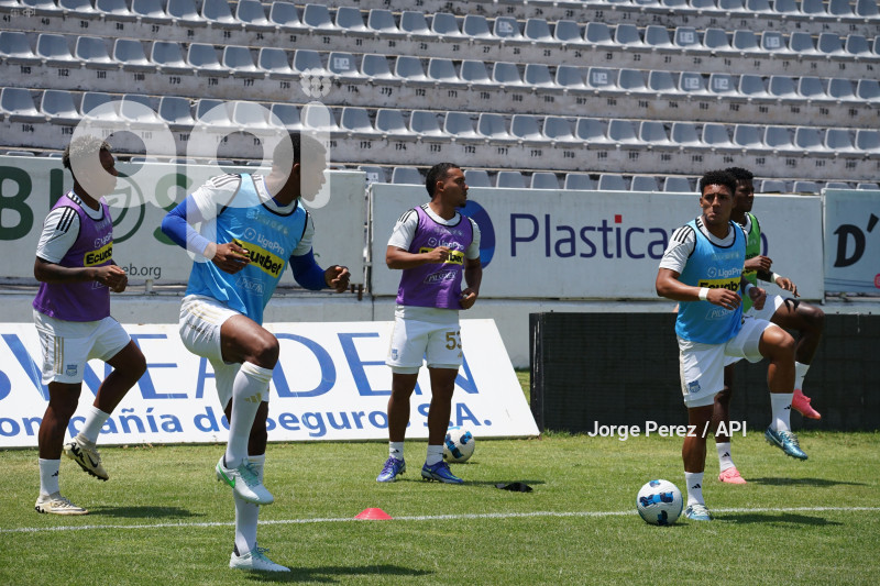 FBL LIGA PRO ECUABET MACARA EMELEC