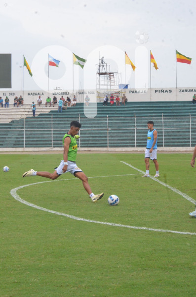 FBL-LIGAPRO-ORENSE-TECNICOUNIVERSITARIO