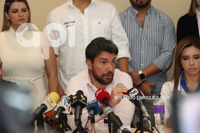 RUEDA-PRENSA-TOPIC-DESCALIFICACION