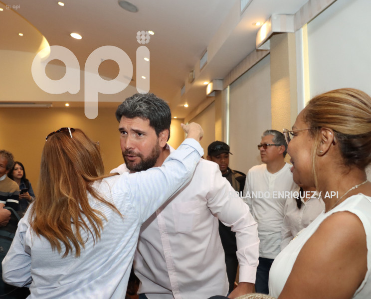 RUEDA-PRENSA-TOPIC-DESCALIFICACION