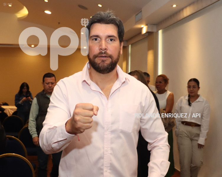 RUEDA-PRENSA-TOPIC-DESCALIFICACION