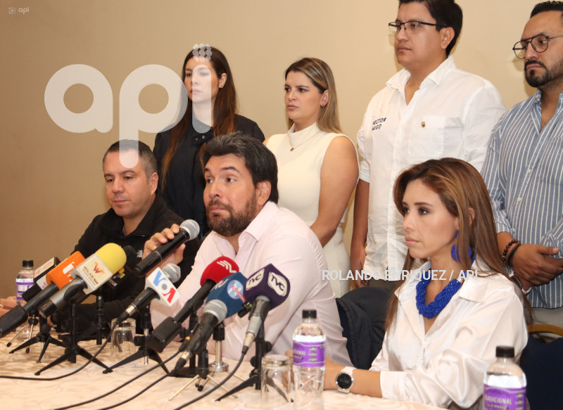 RUEDA-PRENSA-TOPIC-DESCALIFICACION